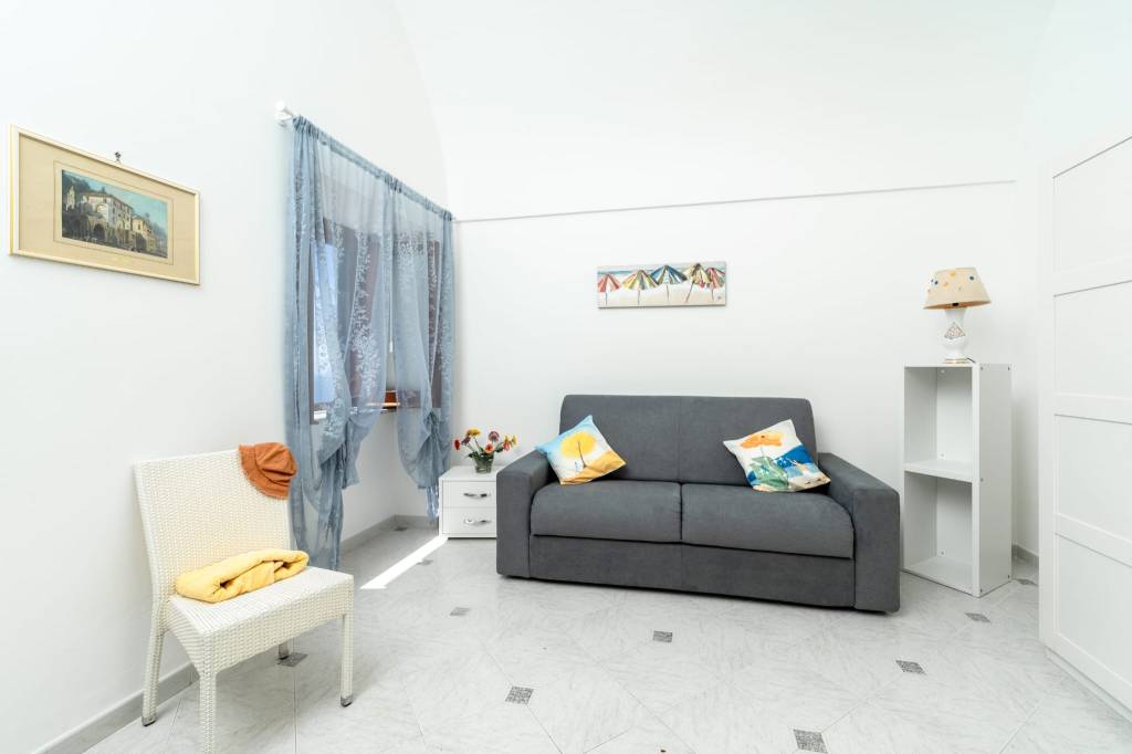 L'immagine attuale non ha un testo alternativo. Il nome del file è: img-20250408-wa0033.jpg